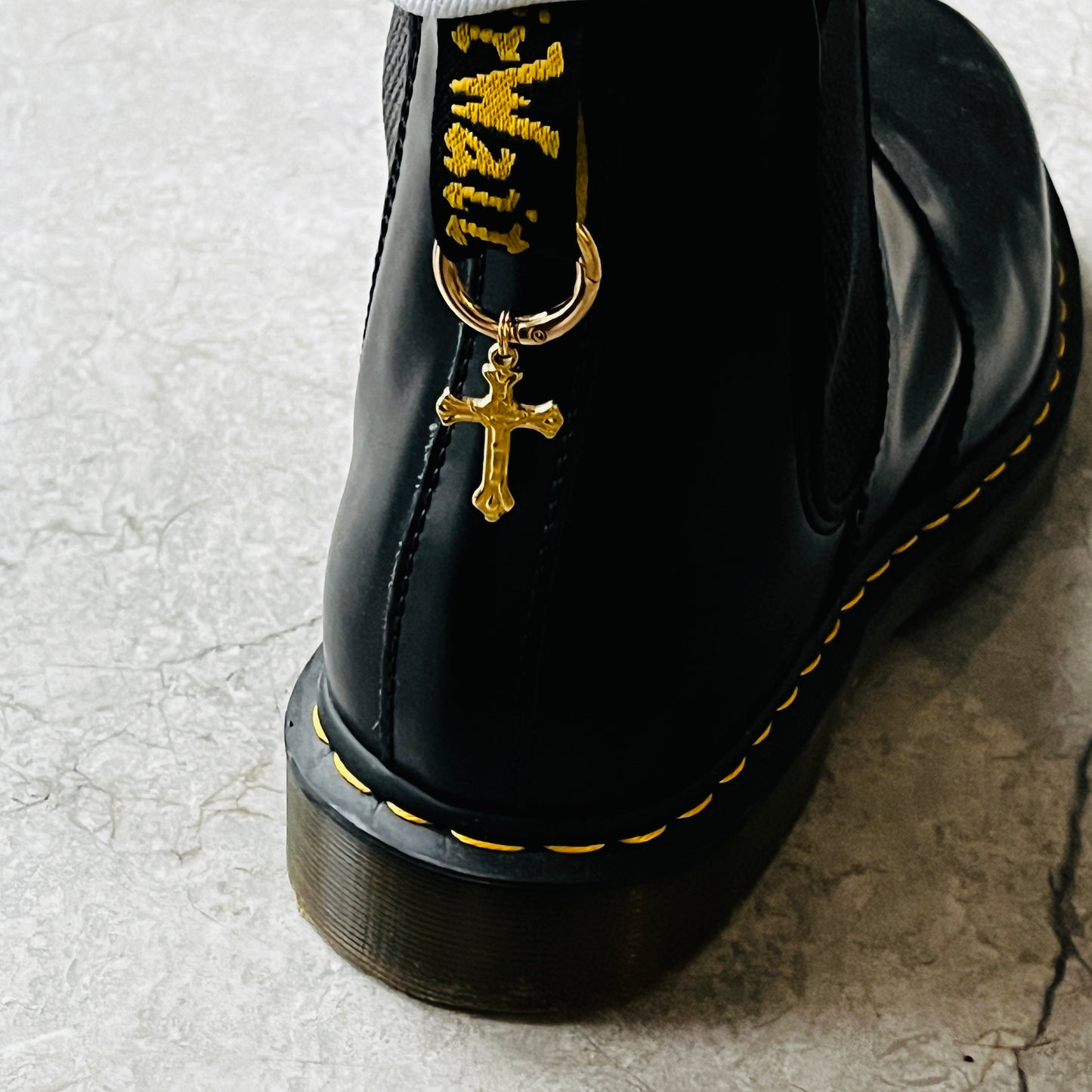 Créole / charm de chaussure CROIX GOTHIQUES | Shoeslaces - Shoeslaces-fr