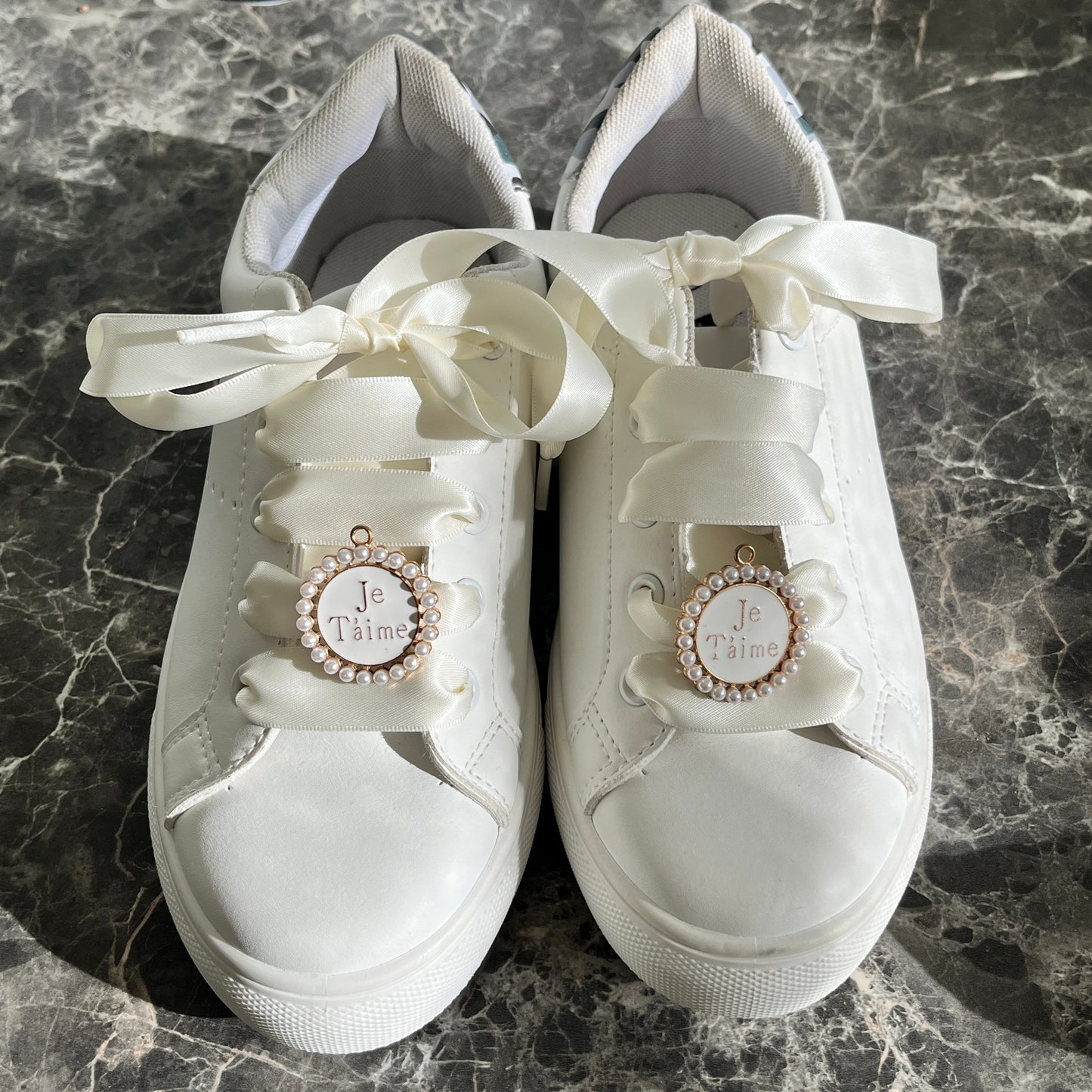 Lacets de chaussures  SATIN  soyeux  |  Shoeslaces - Shoeslaces-fr