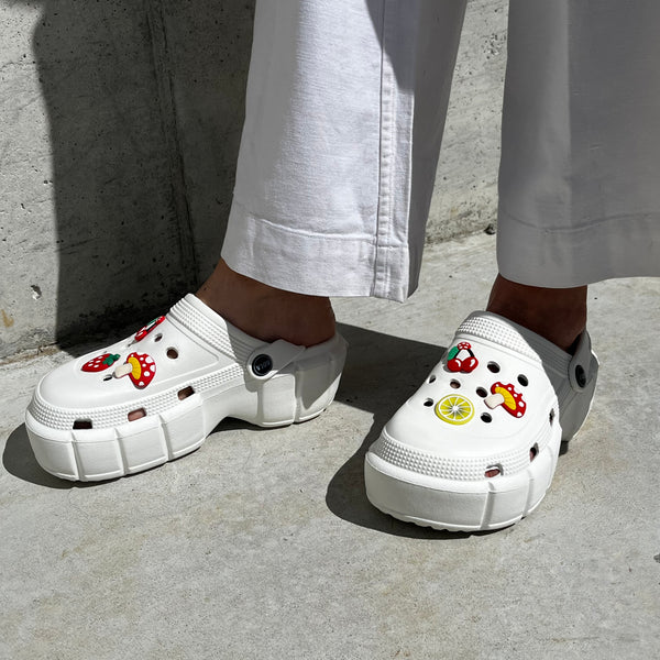 Pins de Crocs "MES CHAMPIGNONS TROP BONS" - Shoeslaces-fr