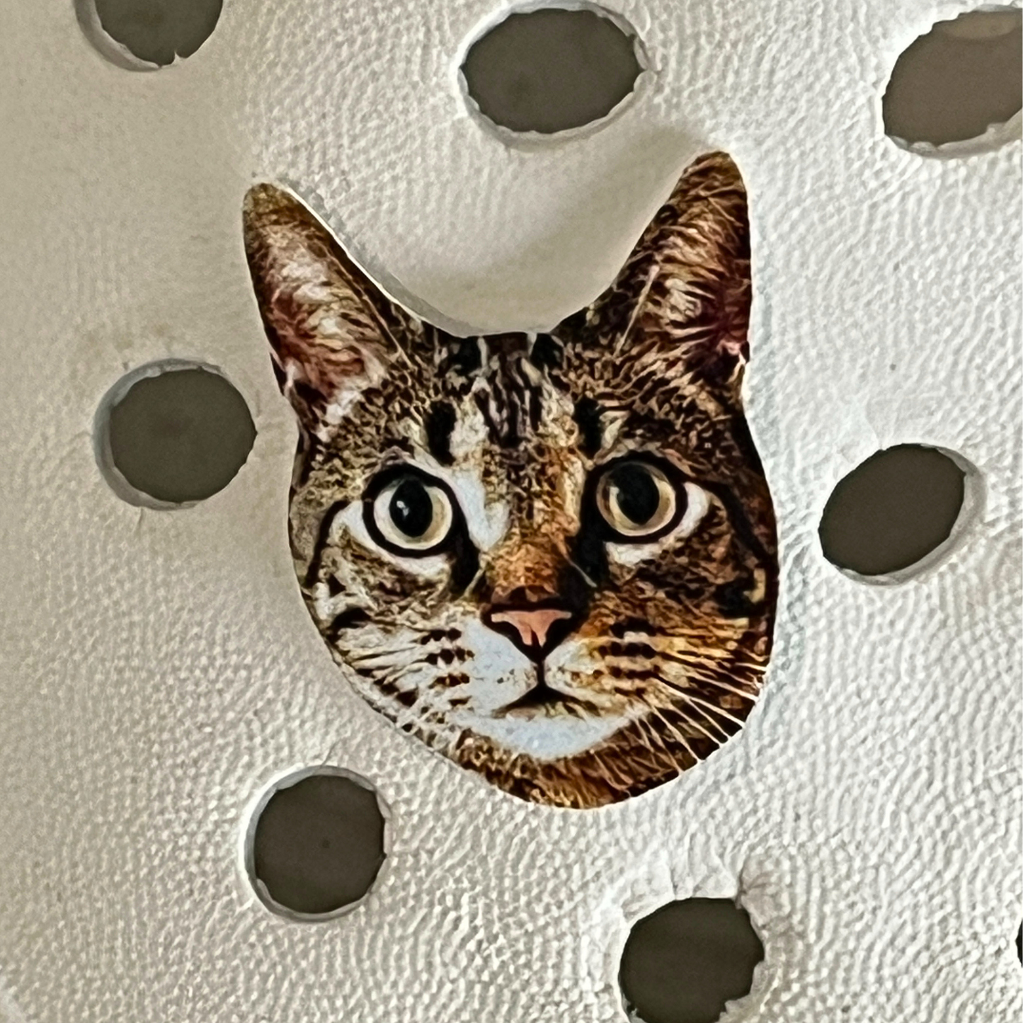 Pin photo personnalisé – ton portrait en bijou pour chaussures | Shoeslaces