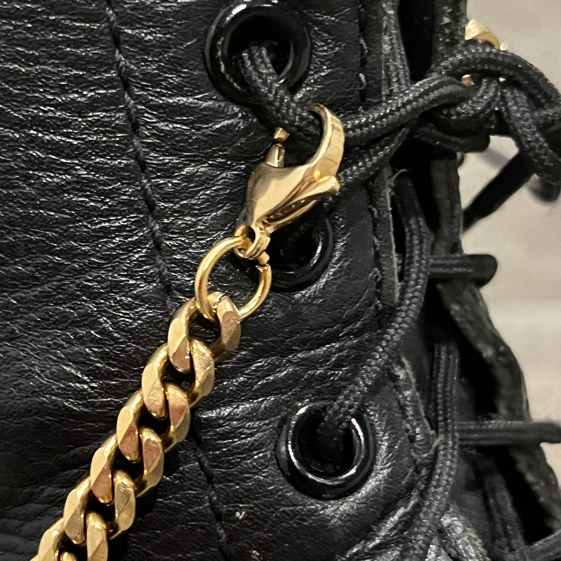 Chaîne menottes acier inoxydable pour Customiser vos boots | Shoeslaces - Shoeslaces-fr